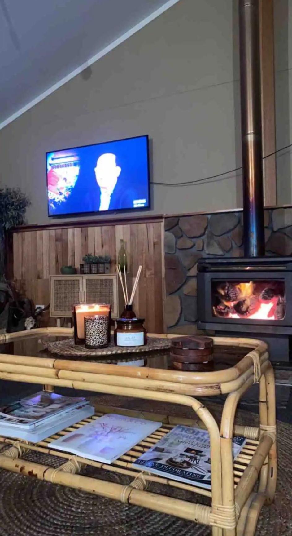 Great Lakes Wilderness Three Bedroom Home Miena Exterior photo