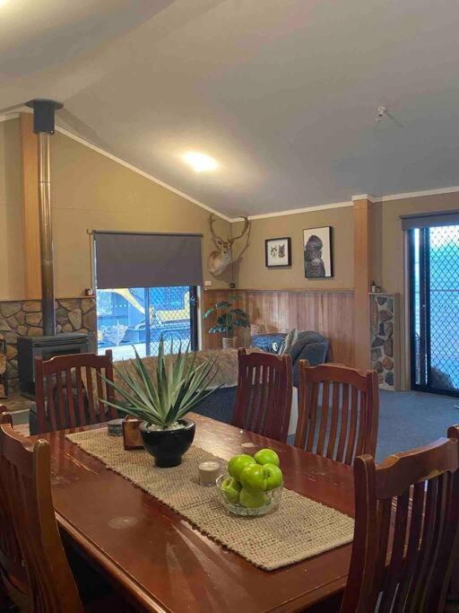 Great Lakes Wilderness Three Bedroom Home Miena Exterior photo